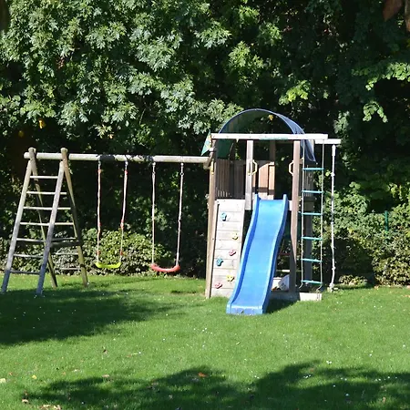 2 Bei Familie Saupe Apartment Schaprode